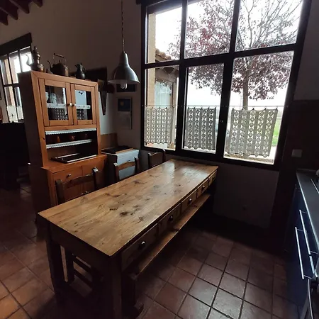 Casa Maite Nyaraló Ríoseco de Soria